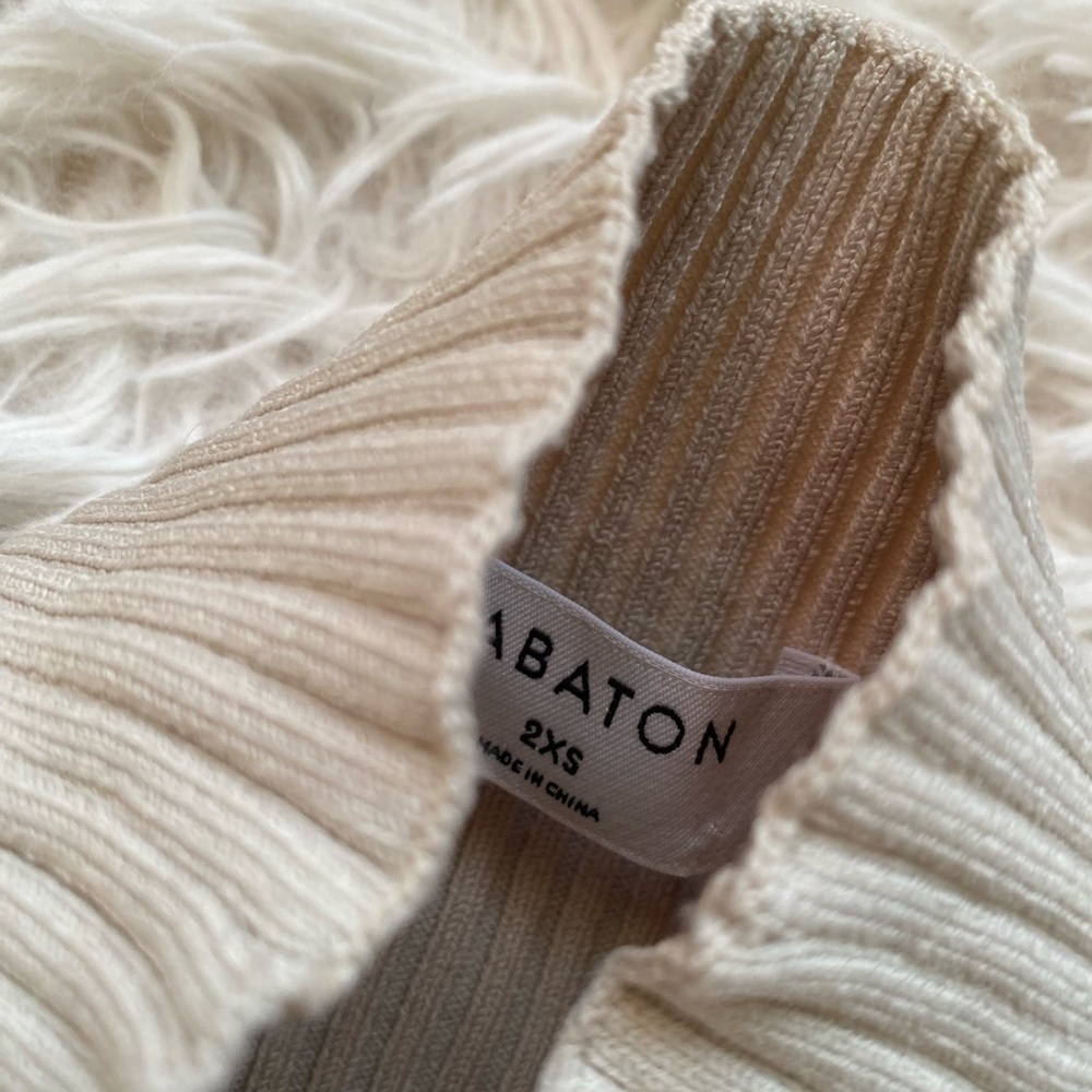 Aritzia Babaton Sculpt Knit Tie-Back Longsleeve - Picture 5 of 10